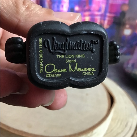 Disney vinylmation the lion king Hyena Shenzi - Picture 3 of 3